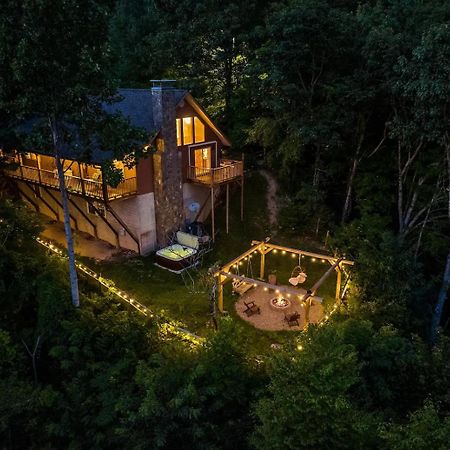 Maggie Valley Cabin With Beautiful Mountain Views, Hottub, Pet Friendly, Gameroom, Fireplace Экстерьер фото