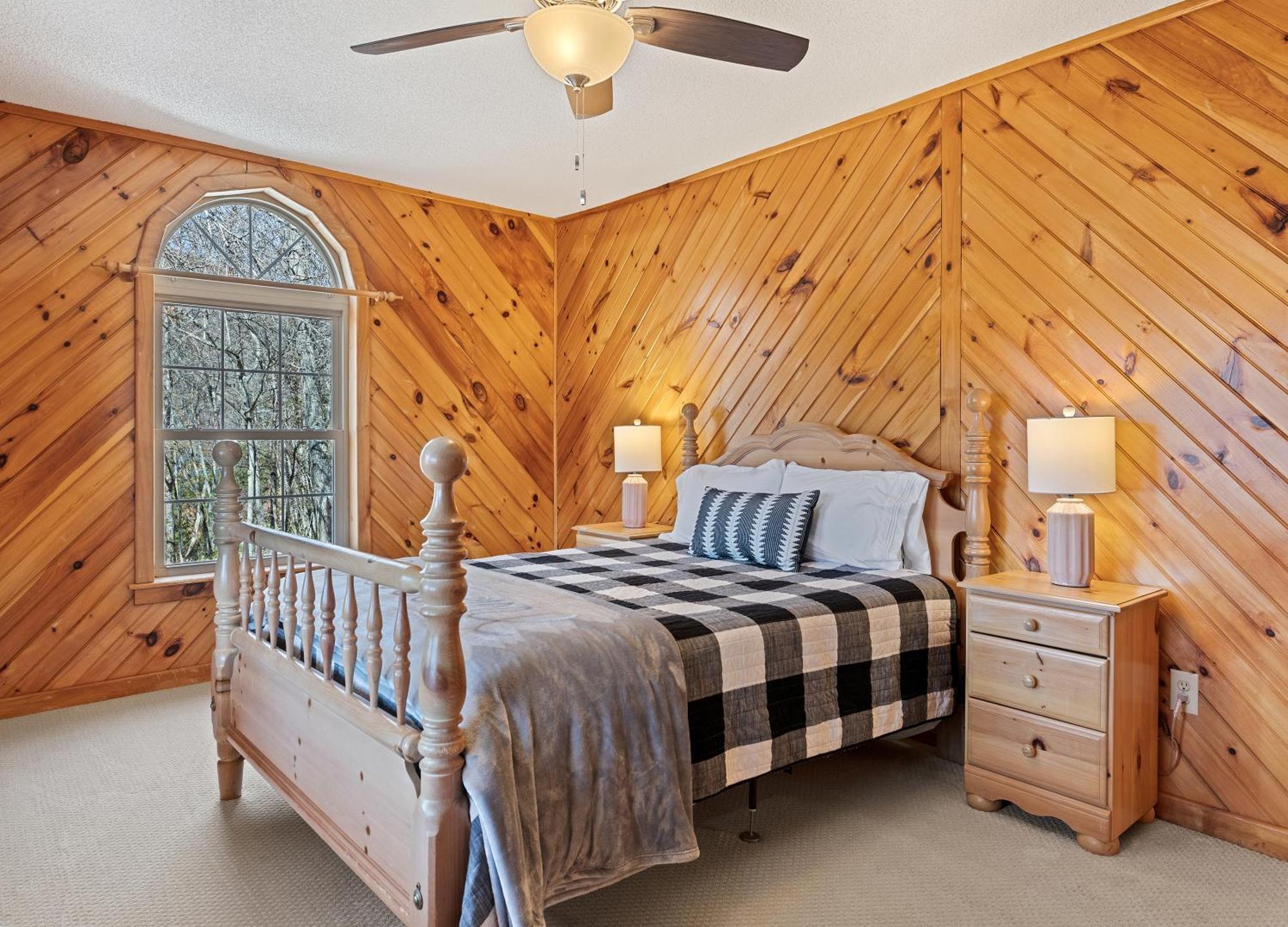 Maggie Valley Cabin With Beautiful Mountain Views, Hottub, Pet Friendly, Gameroom, Fireplace Экстерьер фото