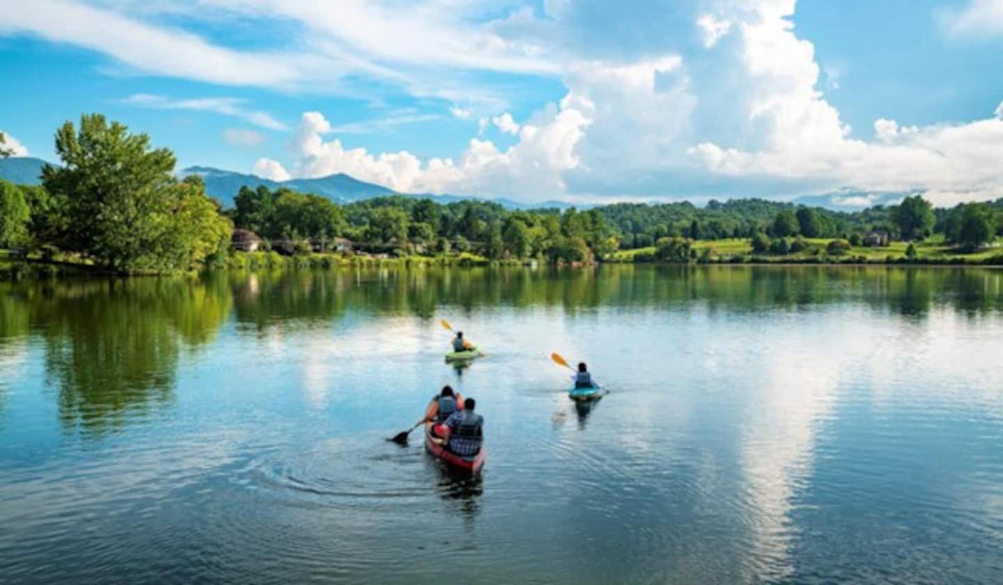 Maggie Valley Cabin With Beautiful Mountain Views, Hottub, Pet Friendly, Gameroom, Fireplace Экстерьер фото