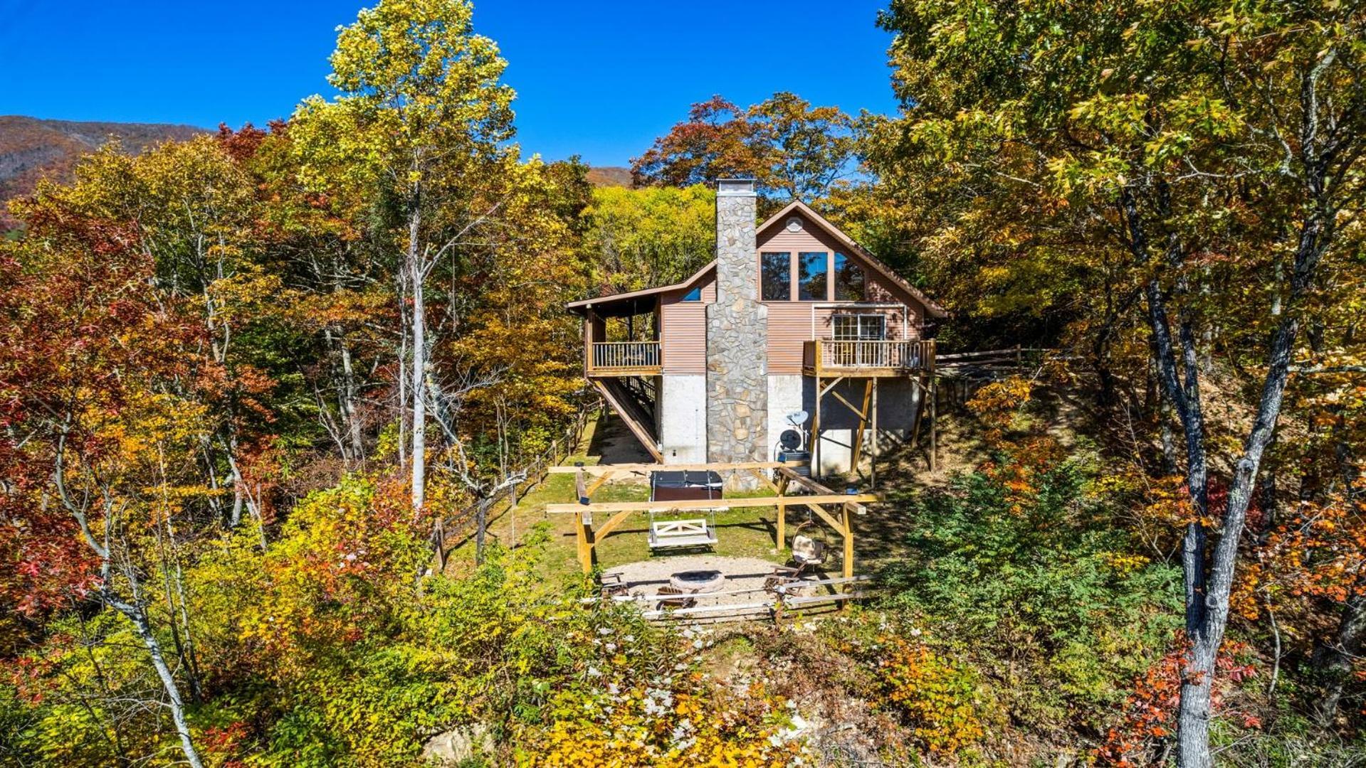 Maggie Valley Cabin With Beautiful Mountain Views, Hottub, Pet Friendly, Gameroom, Fireplace Экстерьер фото